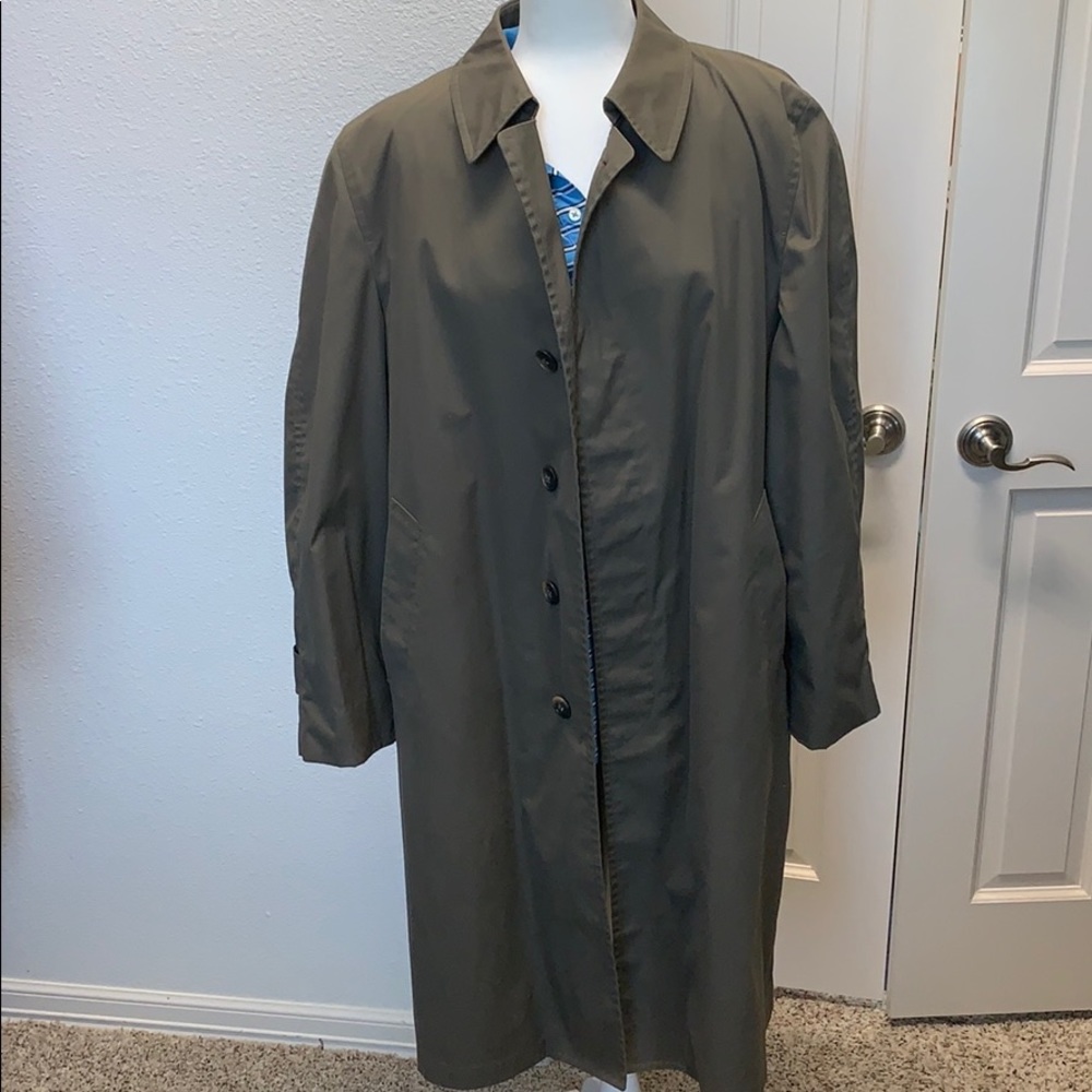London Fog fur lined trench coat 42 regular olive